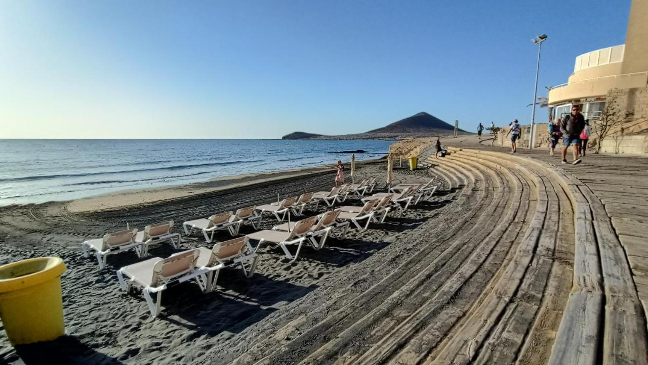 Views Of El Medano Beach, Two Exterior foto